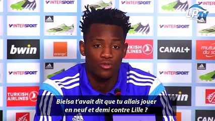 Batshuayi : "Tu peux me mettre arrière droit !"