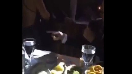 Orhan Gencebay'ın Hülya Avşar'ın Poposunu Tokatlaması