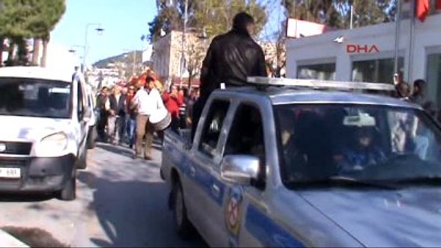 Bodrum Develerle Öz Çekim Yaptılar