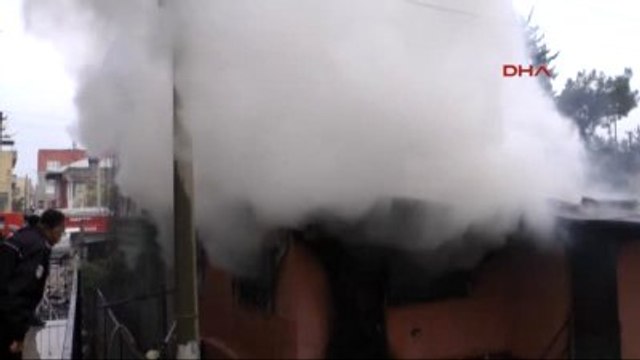 Tarsus Metruk Evde Korkutan Yangın