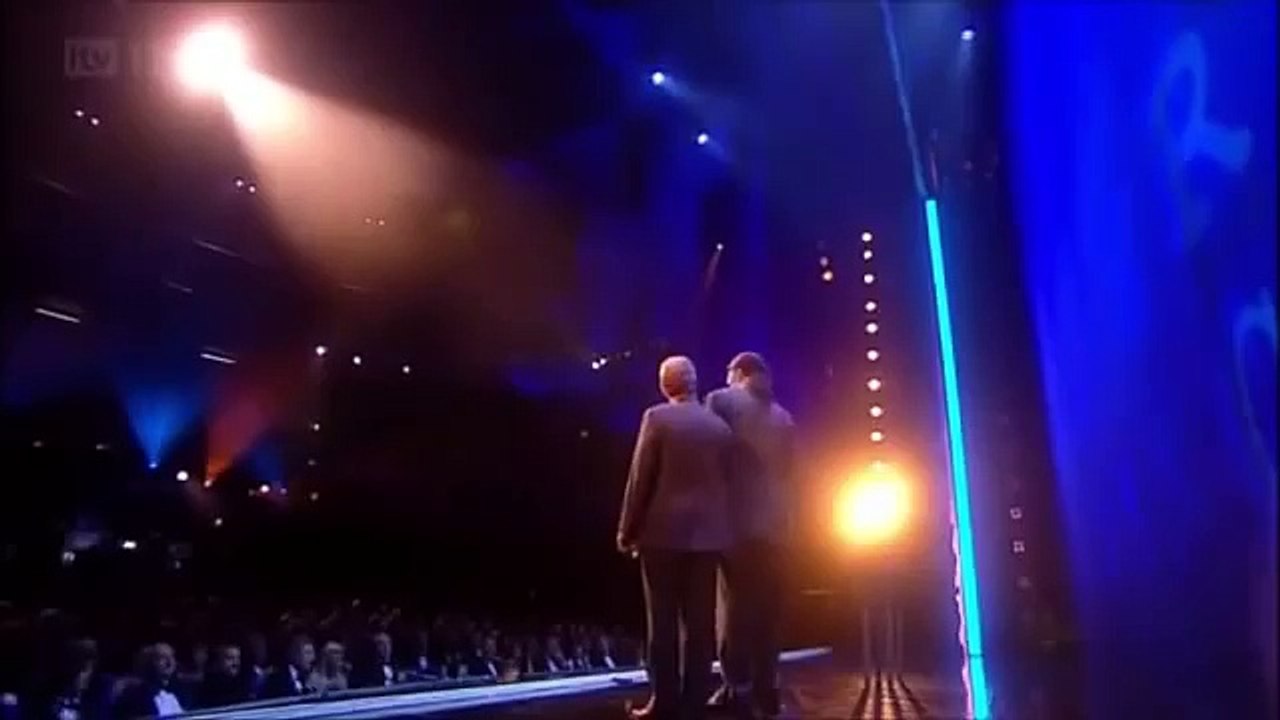 Amazing tricks - Penn and Teller