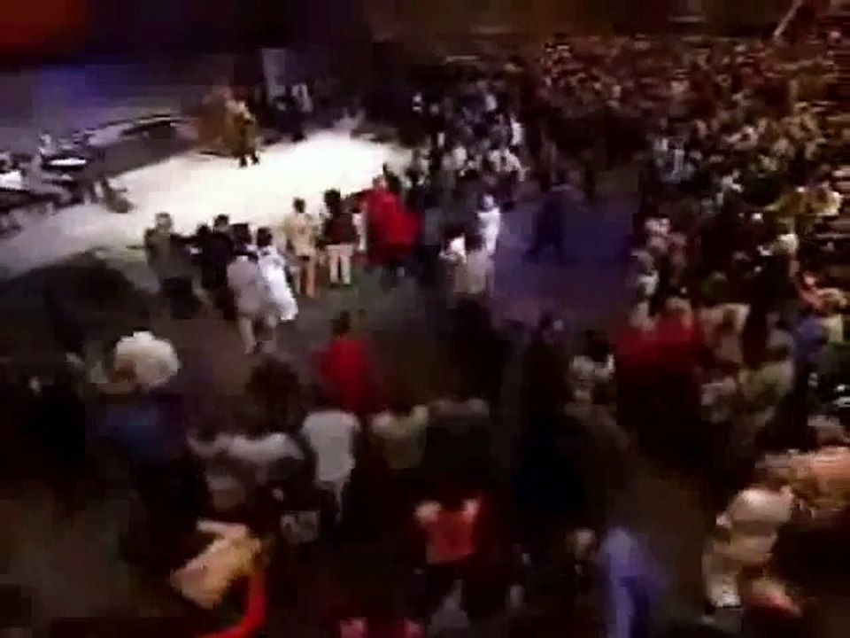 Benny Hinn sings - Holy Holy Holy