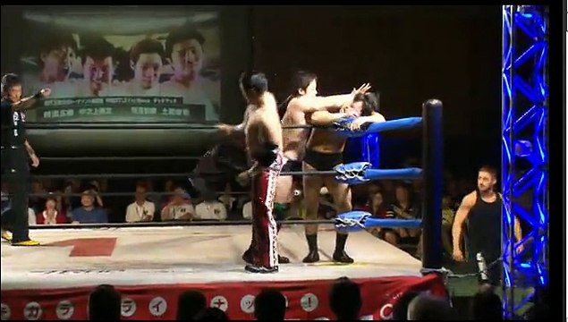Novus (Yusuke Kodama & Koji Doi) vs. Yasufumi Nakanoue & Hiroki Murase