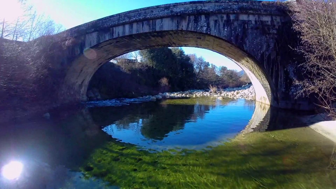 Trailer, "Latitude Corse, Au fil de l'Eau". (Part 2).