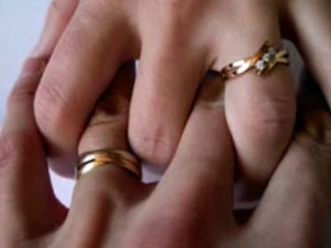 Fatih Kisaparmak - 2oo9 - Kar Yagiyor Disarda - GÖNÜL TÜRKÜLERİ SEVDALI TÜRKÜLERİN GÖNÜL SAYFASI.M.M