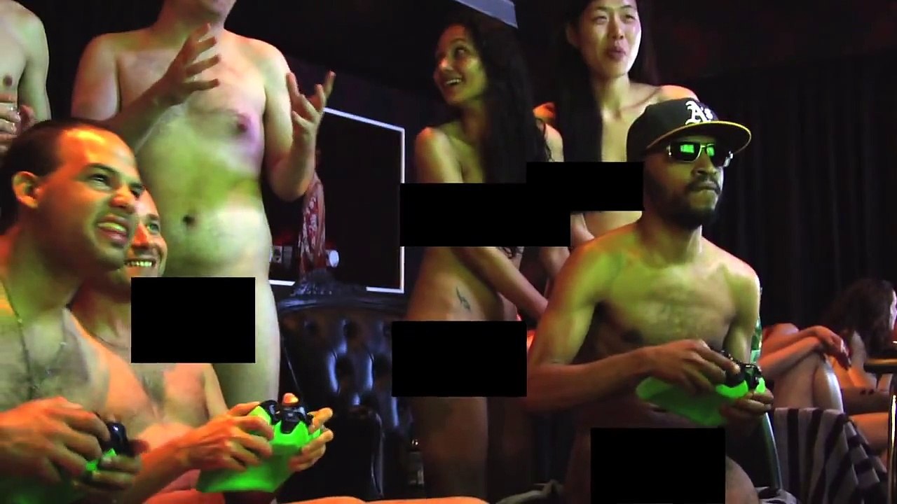 Nude gaming party, des tournois de jeux vidéos nus !