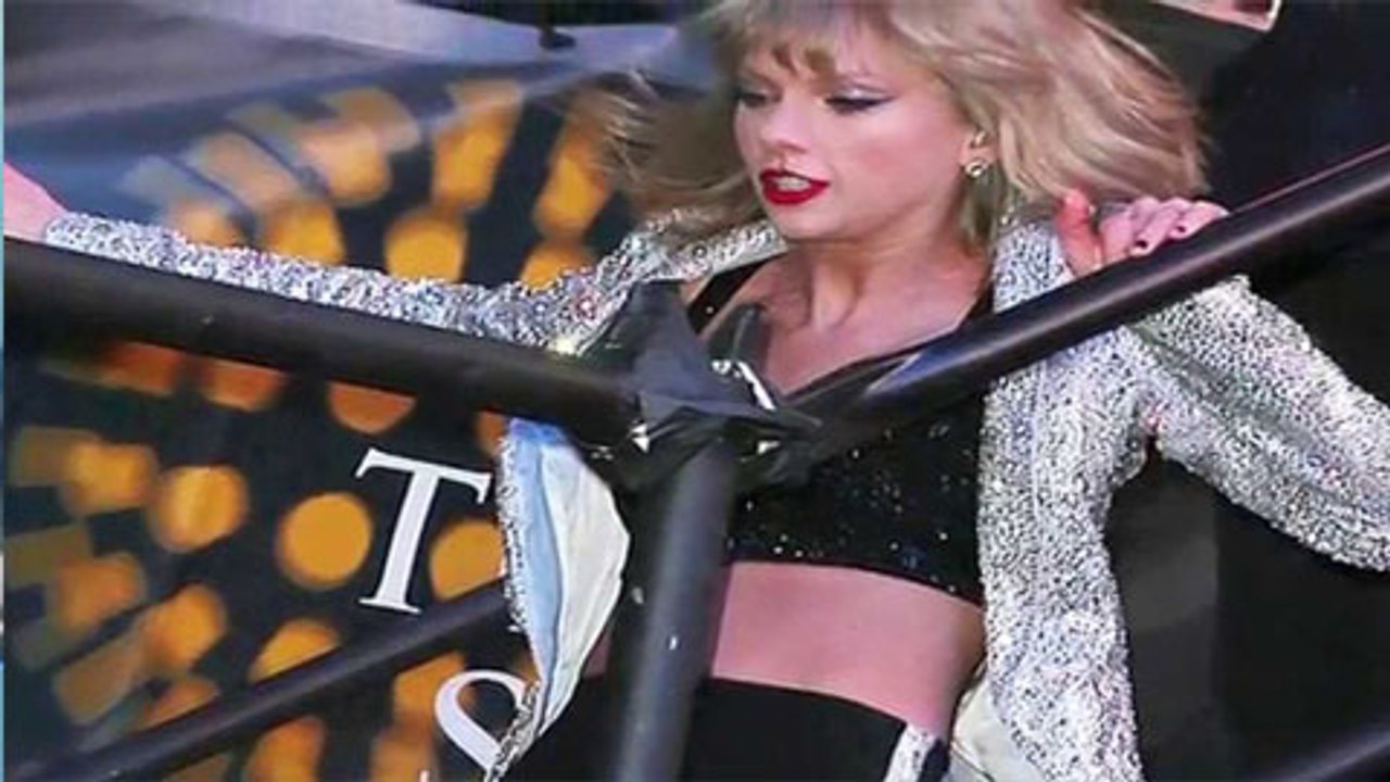 Taylor Swift FALLS DOWN during NYE performance