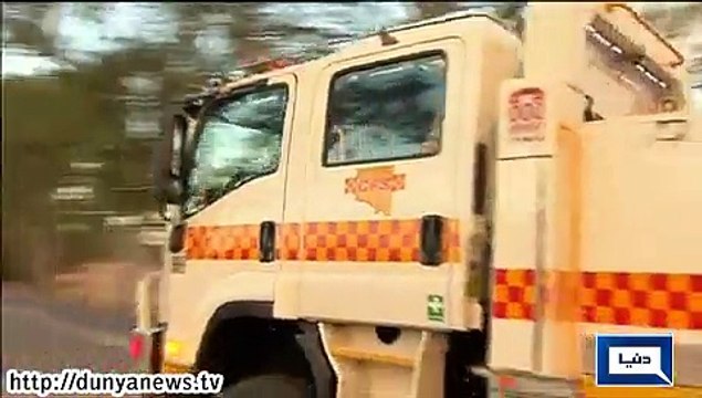 Dunya News - South Australia bushfires: thousands flee their homes as winds fan flames