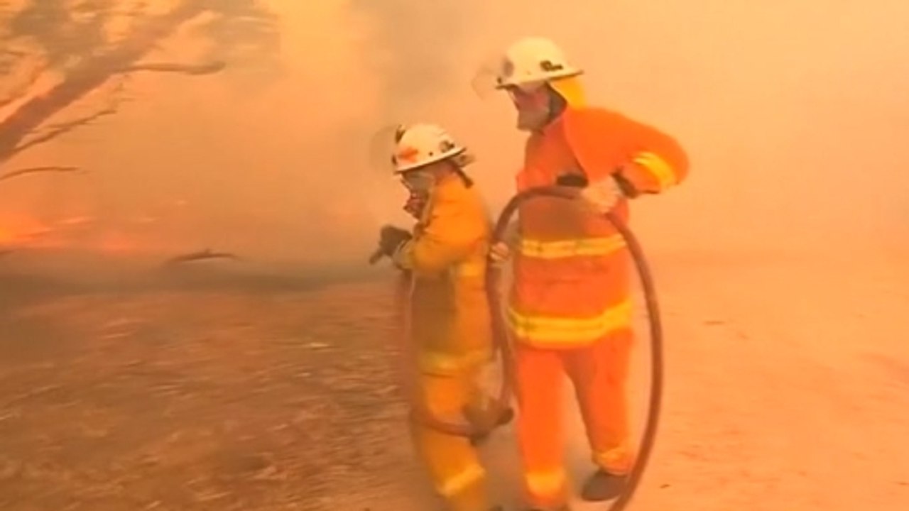 Uncontrolled Australia fire destroys dozens of homes, livestock at risk