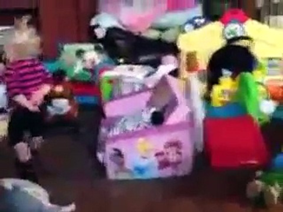 funnybabyvideos_87b4_w_3.3gp