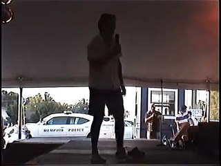 Open mic You'll Never Walk Alone at Elvis Week video