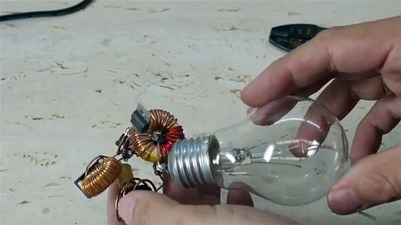 Free-ElectricityLight-Bulb