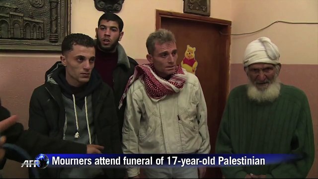 Mourners attend funeral of Palestinian killed by Egyptian police