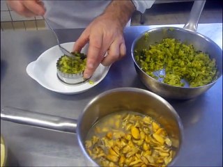 Cassolette de moules en mouclade aux poireaux By La Cuisine Expliquée