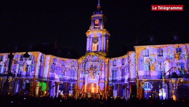 Rennes. La quête du E perdu illumine la mairie