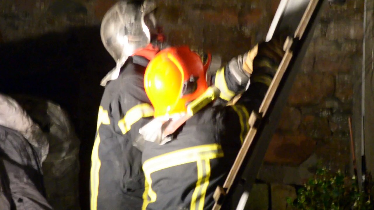 Incendie dans une maison.