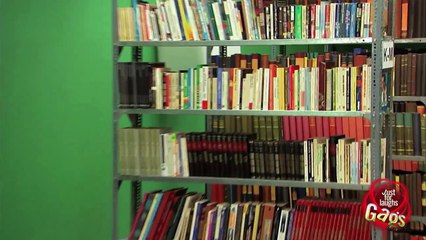 FARTING IN LIBRARY PRANK