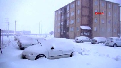 Bitlis?te Kar 250 Köy Yolunu Ulaşıma Kapattı