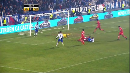 Martins' backheel goal for Porto