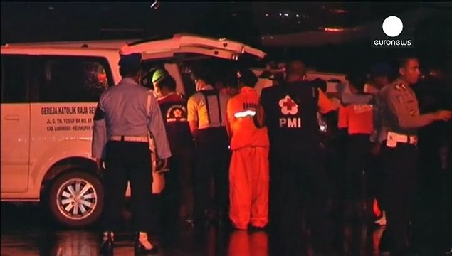 AirAsia, 34 i corpi recuperati. Ricerche ancora frenate dal maltempo