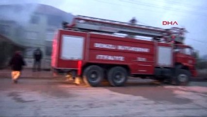 Denizli'de Tehlikeli Gerginlik1 Ölü, 4 Yaralı