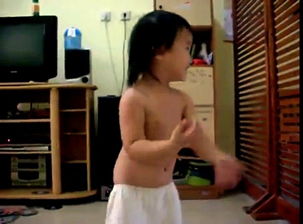 Kids Funny Dancing