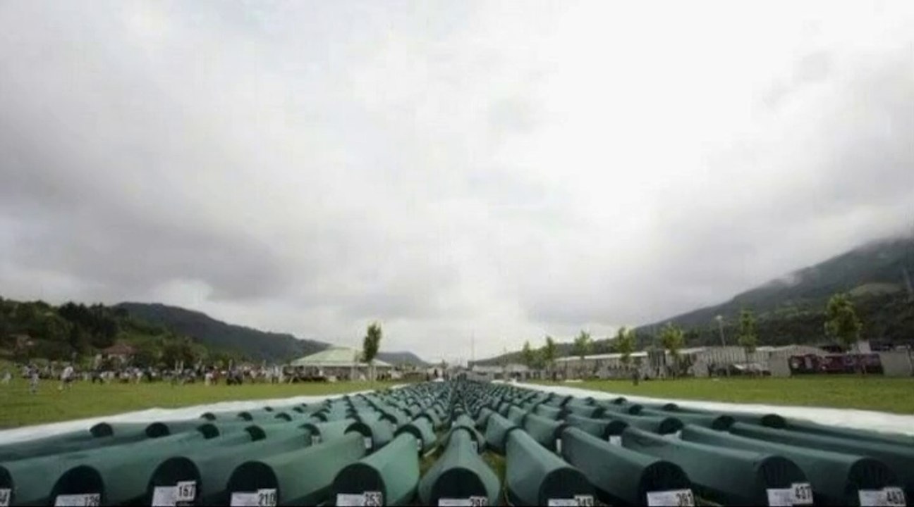 Sjecanja na Srebrenicu (intro video) 1