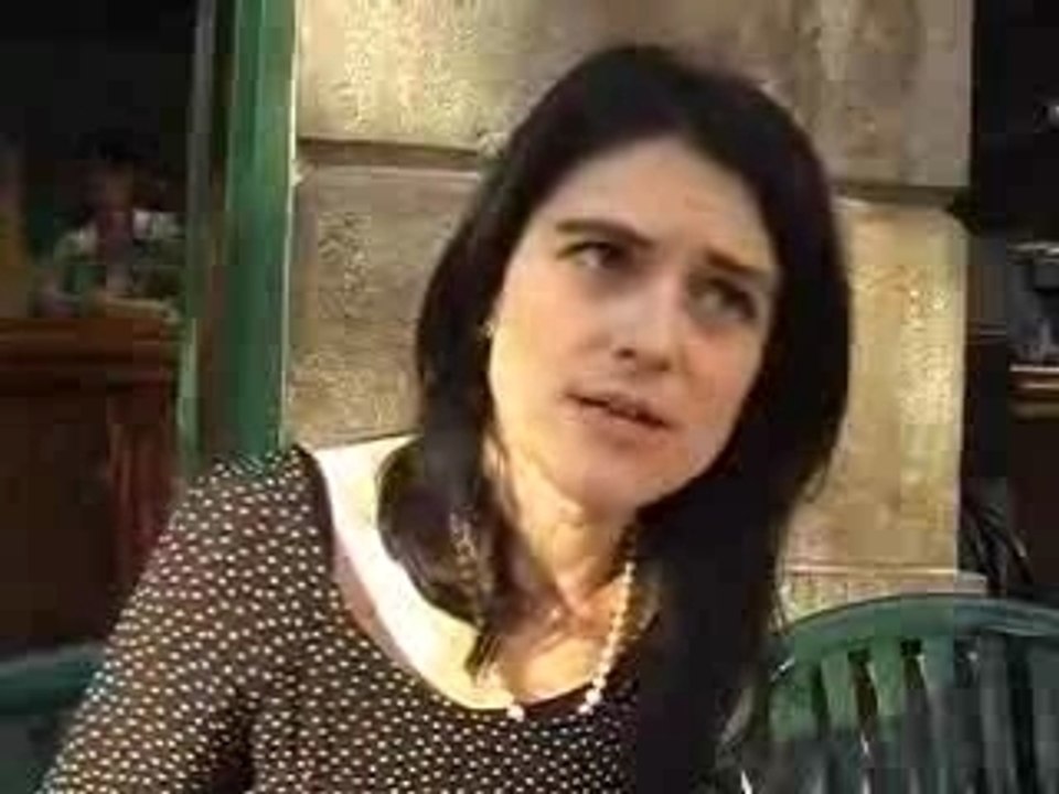 N.  PERRIN soutient Ségolène