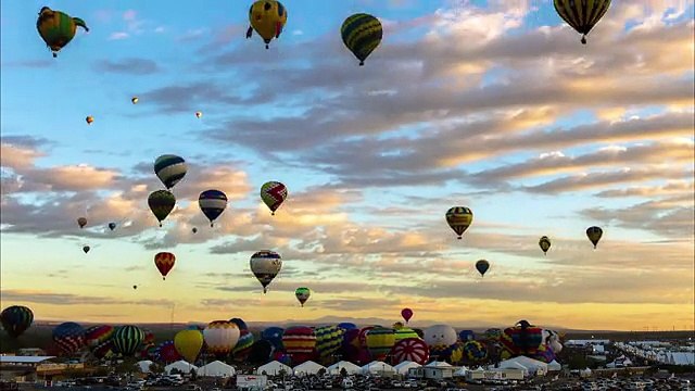 Colorful Time-Lapse of Hot Air Balloons in New Mexico
