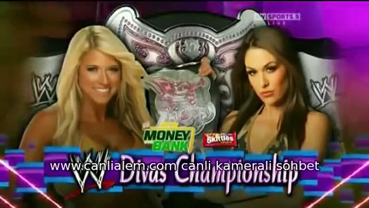 WWE RAW 7/11/11 Kelly Kelly vs. Melina (Bella Twins on Commentary)