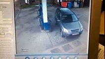 Woman makes embarrassing car blunders Petrol Pump