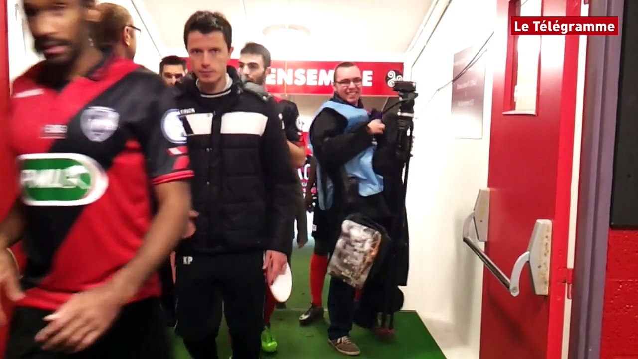 Coupe de France. Dinan-Léhon - Guingamp 0-3 : Le retour des joueurs dans les vestiaires