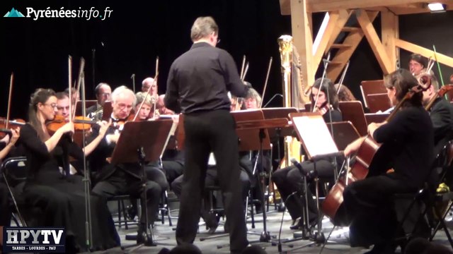 [TARBES] Concert du Nouvel An Johnny en medley (4 janvier 2015)