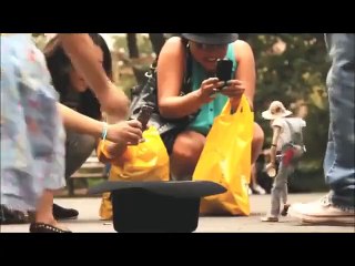 Amazing Street Puppet Talent