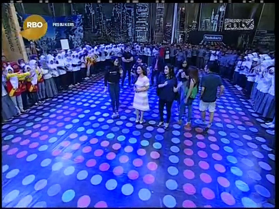 [150102]Pesbukers - Seg5