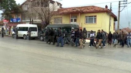 Hırsızlık Yaptığı Öne Sürülen Çocuğun Cenaze Töreni (1)