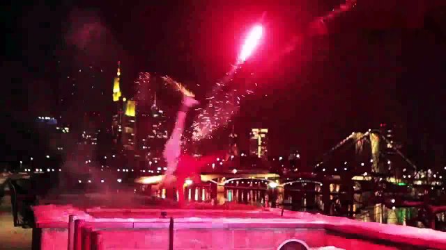 Havai Fişek İle Yapılan İnanılmaz Gösteri!