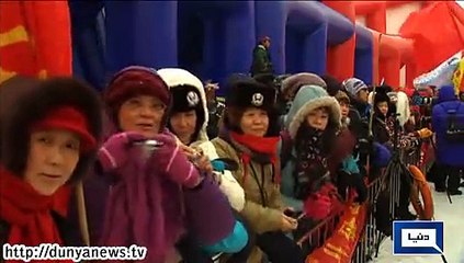 Dunya News - Chinese enjoy swimming in cold weather