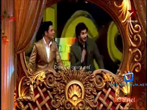 Imran Abbas invites Priyanka Chopra to visit Pakistan