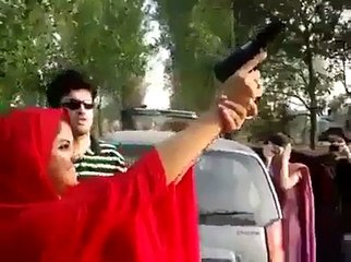 Brave Girl Firing On The Road - Video Dailymotion