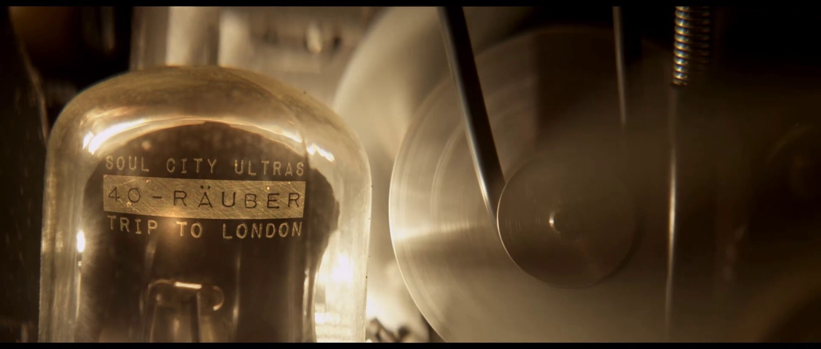 "the gang goes london"