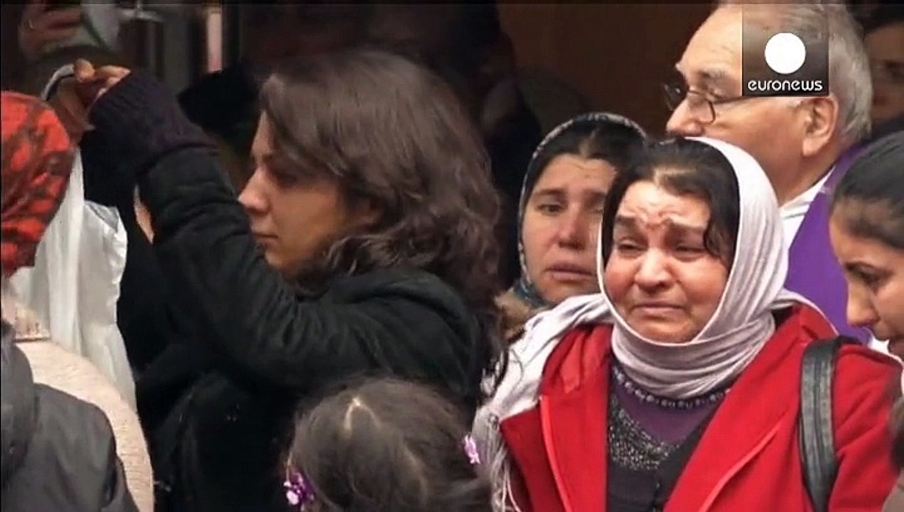 Francia: entierran al bebé gitano convertido en símbolo de la discriminación sin límites