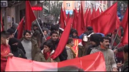 Berkin Elvan?ın Doğum Günü Nedeniyle Düzenlenen Yürüyüş Sonrası Olay Çıktı