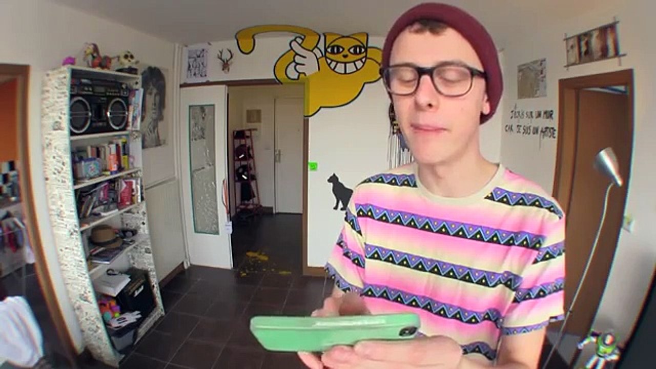 NORMAN-ACCRO TON SMARTPHONE