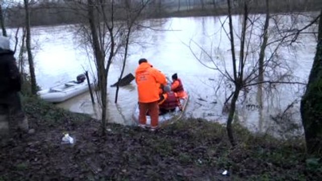 Sakarya Nehri'ne Düşen Süleyman Abışka'yı Arama Çalışmaları