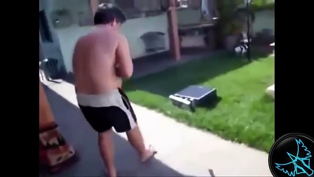 Çalışırken veya Oyun Oynarken Sinirlenip Bilgisayarı Parcalayanlar