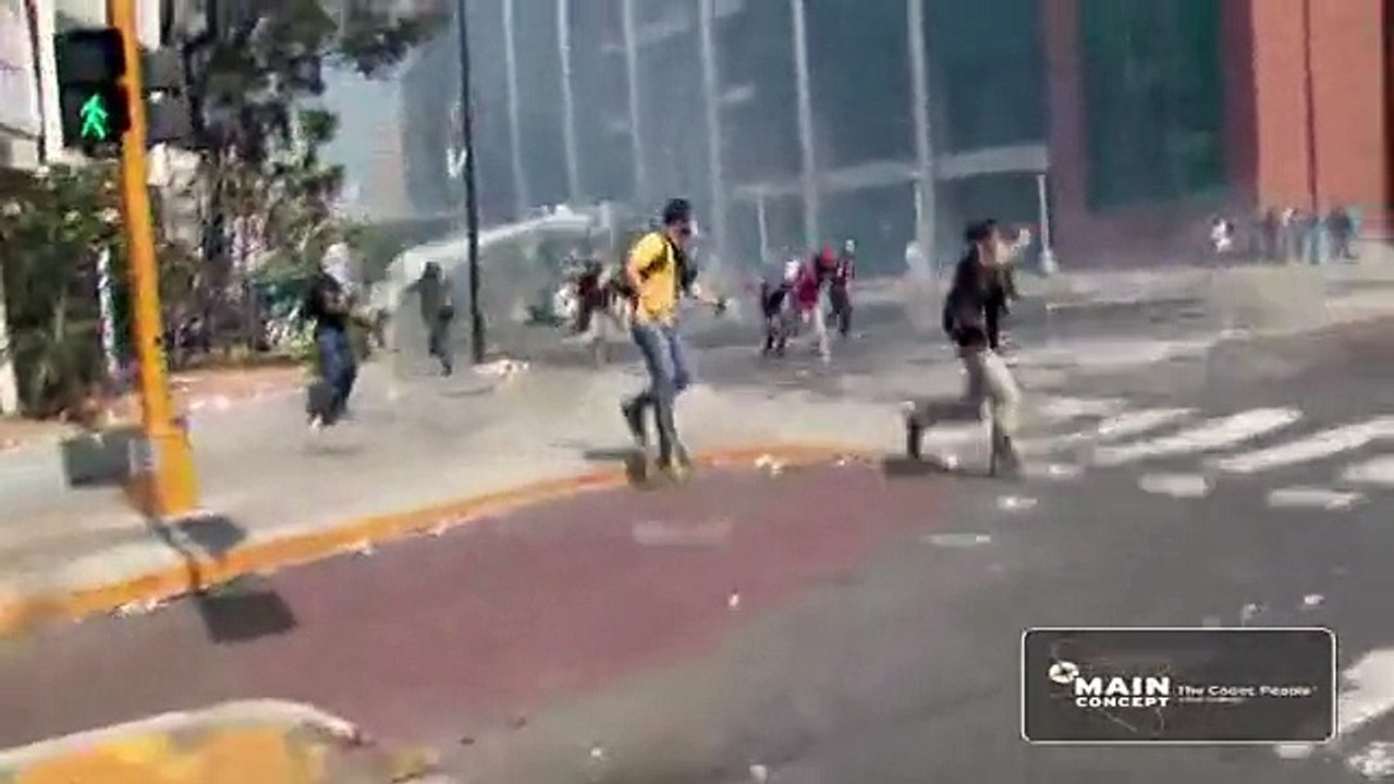 GNB DESTRUYE SEMAFORO EN BELLO MONTE
