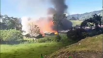 Énorme explosion d'une usine de feux d'artifices en Colombie