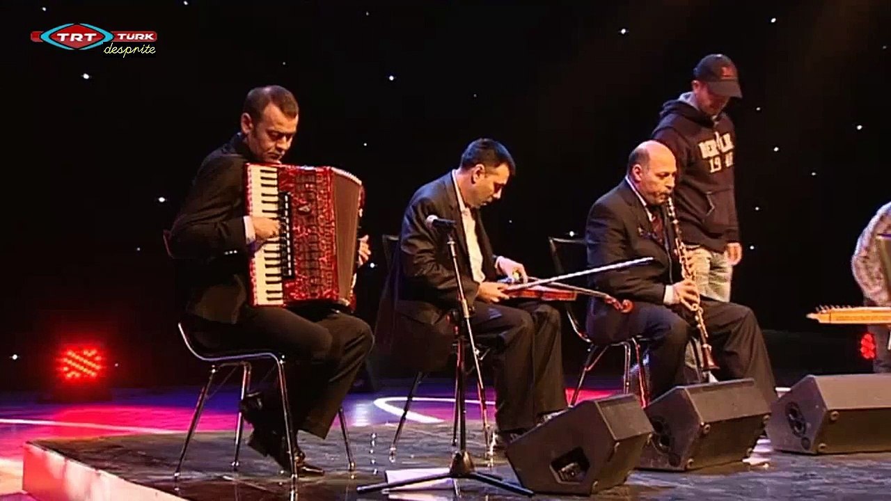 49. bölüm selim sesler sesler 2010