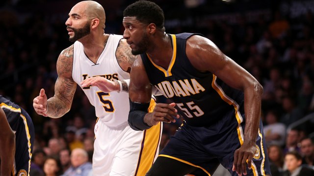 Carlos Boozer Shoved Roy Hibbert to Ground, Starts Fight